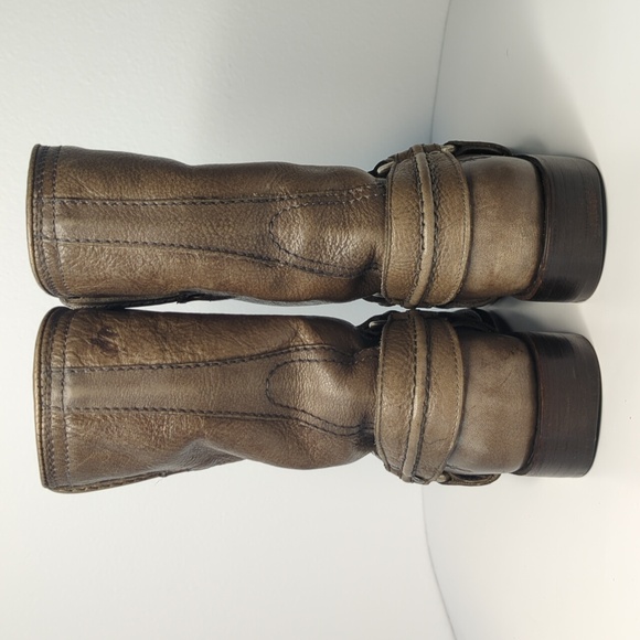 FRYE Women's Size 8 Maxine Trapunto Shortie Boots Grey/Taupe Harness Boot EUC - Picture 4 of 14